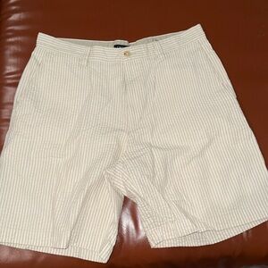 Izod Sea Suckered Shorts